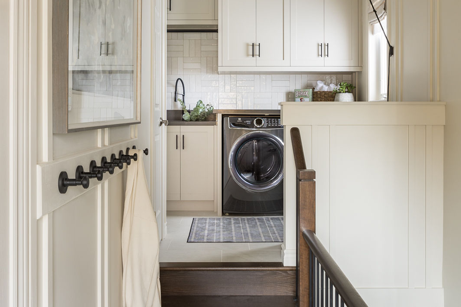Fresh Landing | Interior Design Project - Preview | Endless Ideas Interiors Inc.