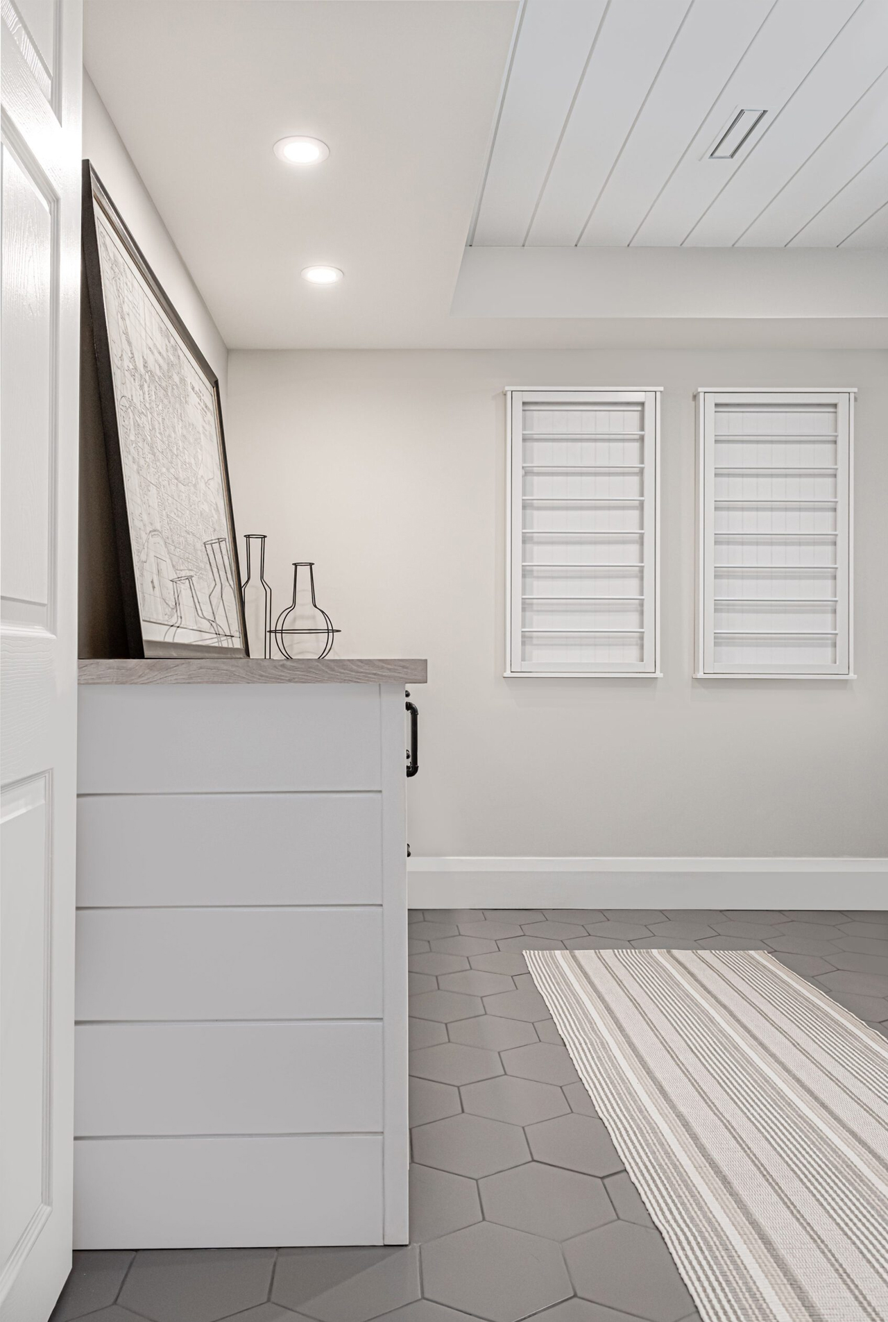 Squeaky Clean - Custom Interior Design - Custom Cabinetry and Flooring - Interior Design Whitby